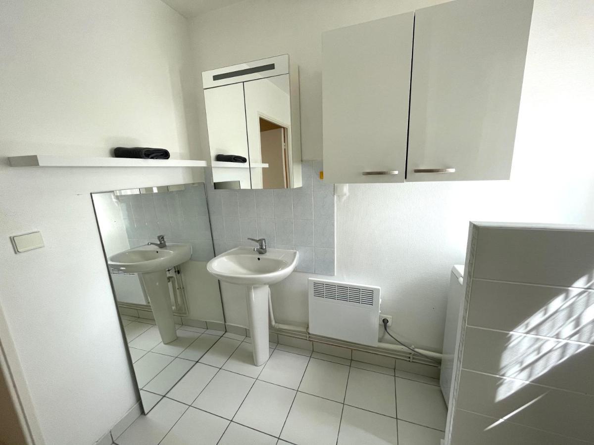 Superbe T2 A Deux Pas De La Gare Avec Parking! Apartment Annecy Exterior photo